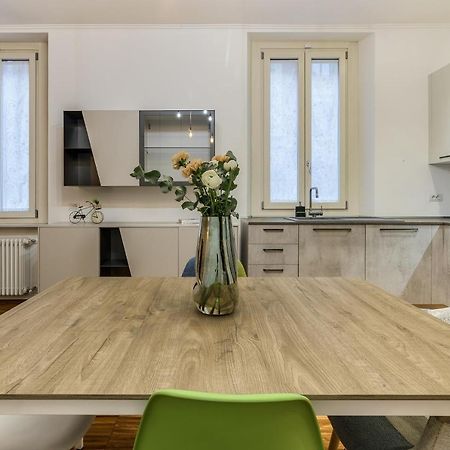 Beplace Apartments In Isola Milán Exteriér fotografie