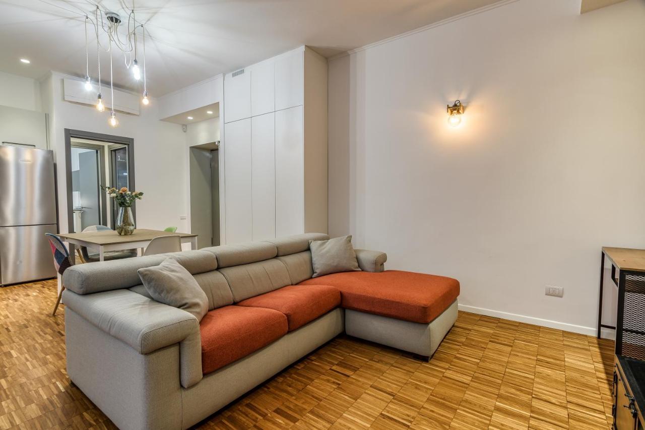 Beplace Apartments In Isola Milán Exteriér fotografie